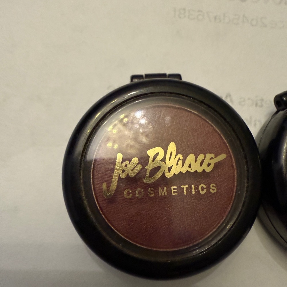 Joe Blasco Maroon Eyeshadow single NWT no box